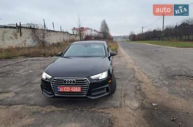 Седан Audi A4 2018 в 