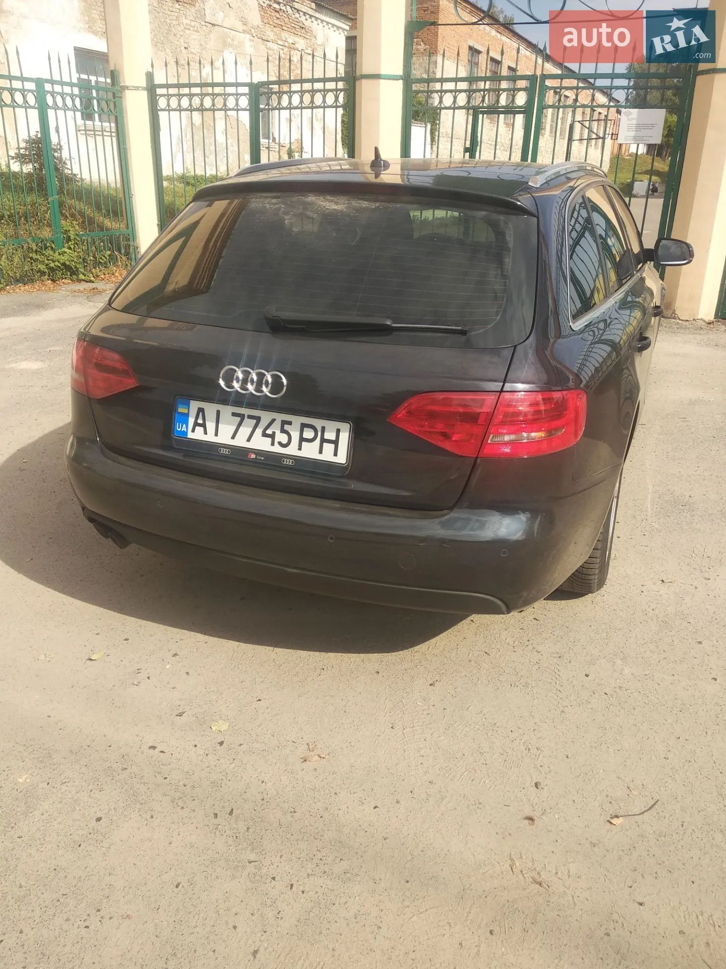 2011 Audi A4 - мініатюра 2