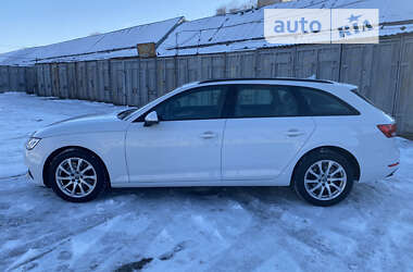 Універсал Audi A4 2017 в 