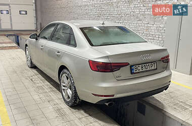 Седан Audi A4 2016 в 