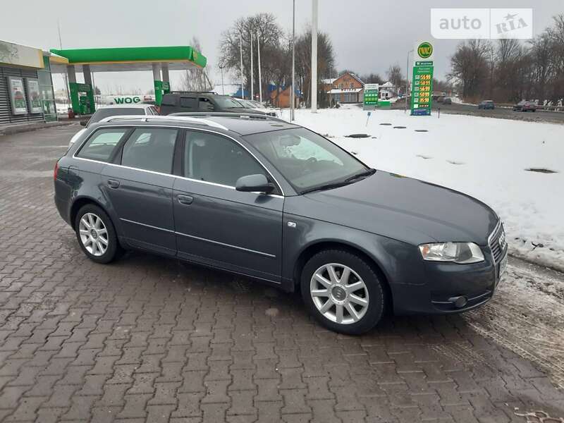 Универсал Audi A4 2004 в 