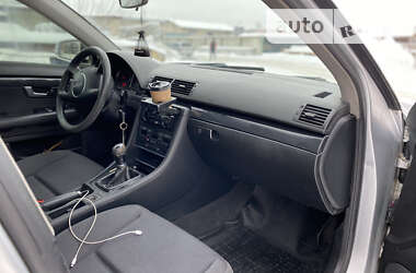 Седан Audi A4 2004 в 