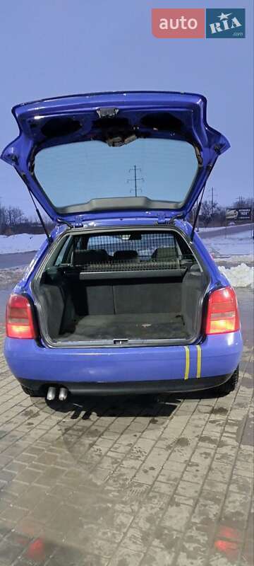 Универсал Audi A4 1999 в Раздельной