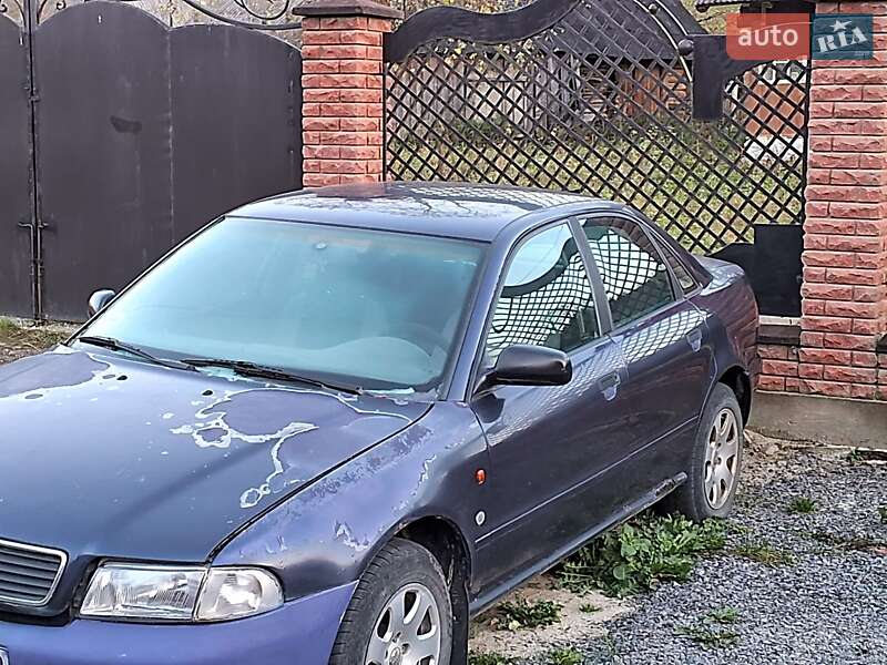 Седан Audi A4 1995 в Турке фото 4 Седан Audi A4 1995 в Турке