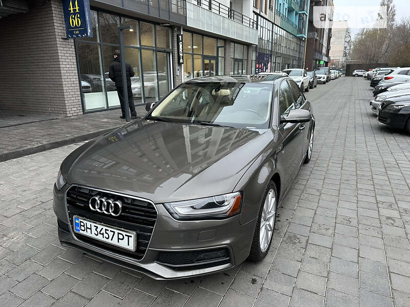 Седан Audi A4 2014 в Одесі