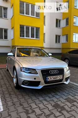 Седан Audi A4 2012 в Обухове