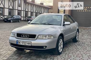 Седан Audi A4 1999 в 
