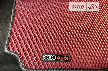Седан Audi A4 1999 в 