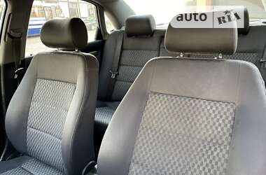 Седан Audi A4 1999 в 