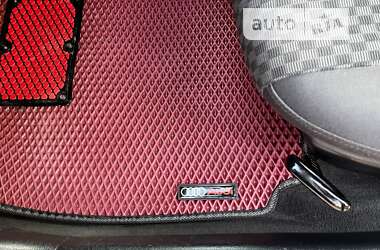 Седан Audi A4 1999 в 