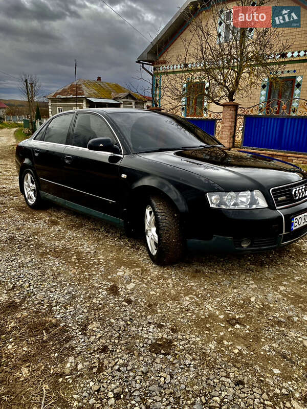 Седан Audi A4 2004 в Копычинце