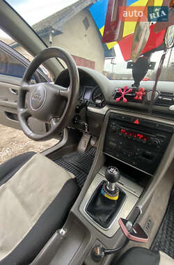 Седан Audi A4 2004 в Копычинце