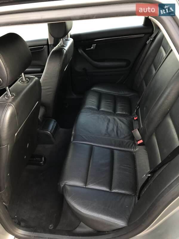 Универсал Audi A4 2002 в Сарнах