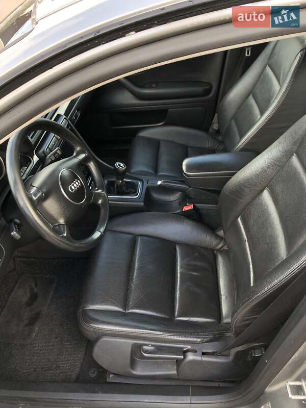 Універсал Audi A4 2002 в Сарнах