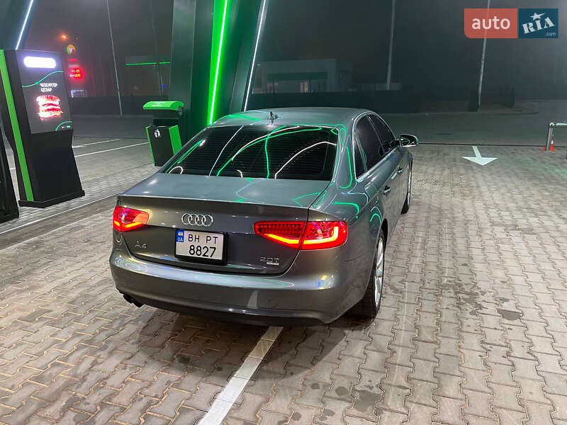 Седан Audi A4 2013 в Одессе