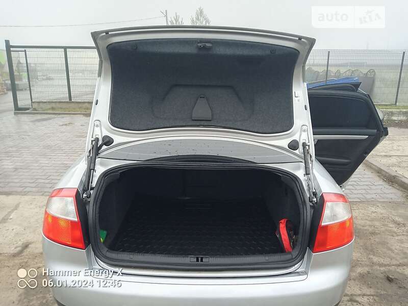 Седан Audi A4 2001 в Крижополі