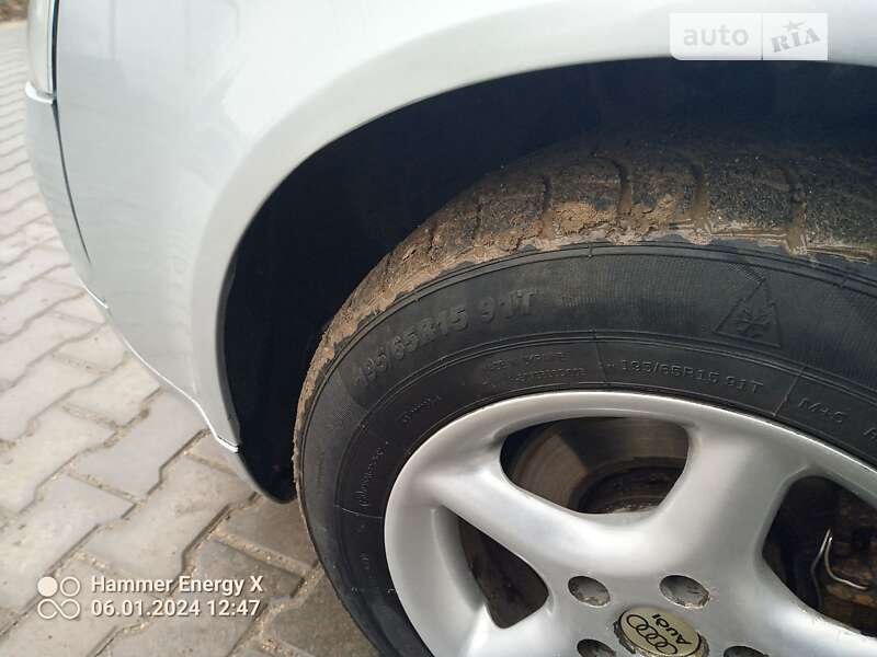 Седан Audi A4 2001 в Крижополі