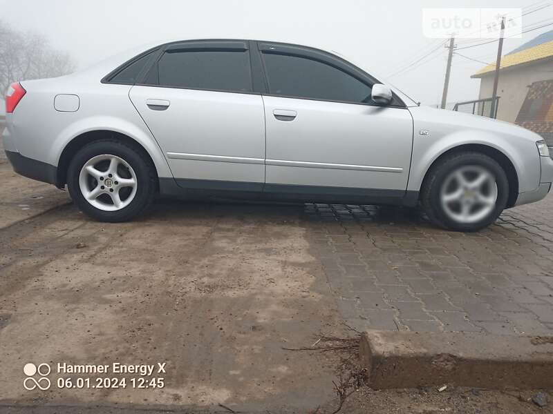 Седан Audi A4 2001 в Крижополі