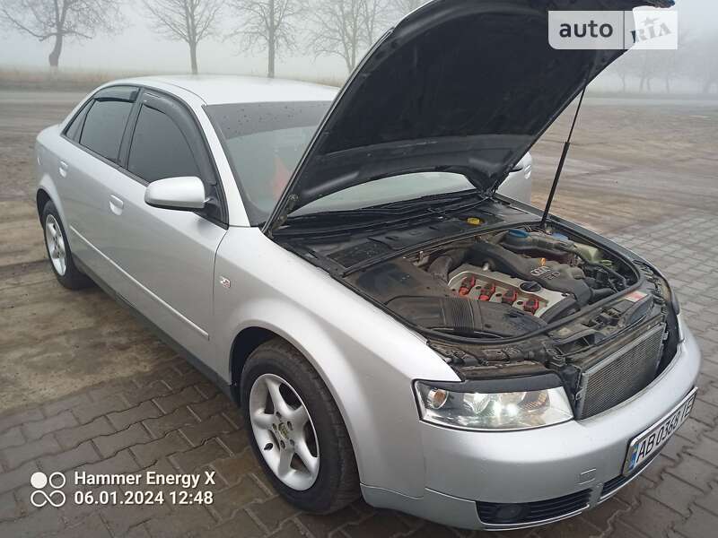 Седан Audi A4 2001 в Крижополі