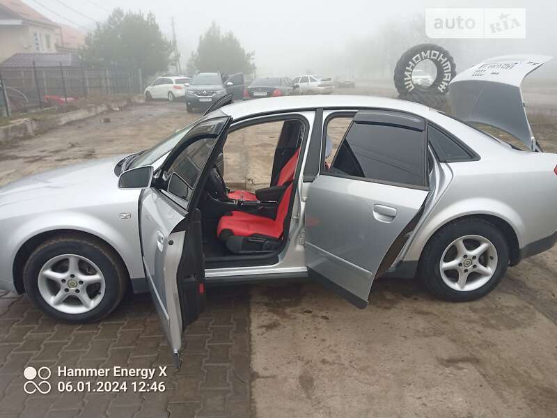 Седан Audi A4 2001 в Крижополі