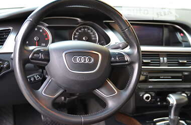 Седан Audi A4 2013 в Луцьку