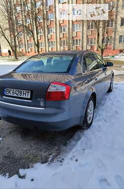 Седан Audi A4 2000 в Львові