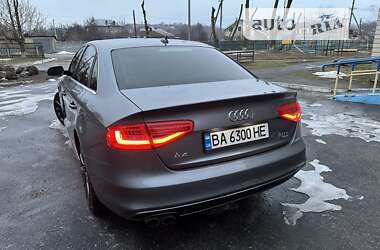 Седан Audi A4 2013 в Кобеляках