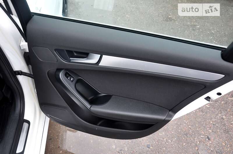 Універсал Audi A4 2008 в Львові