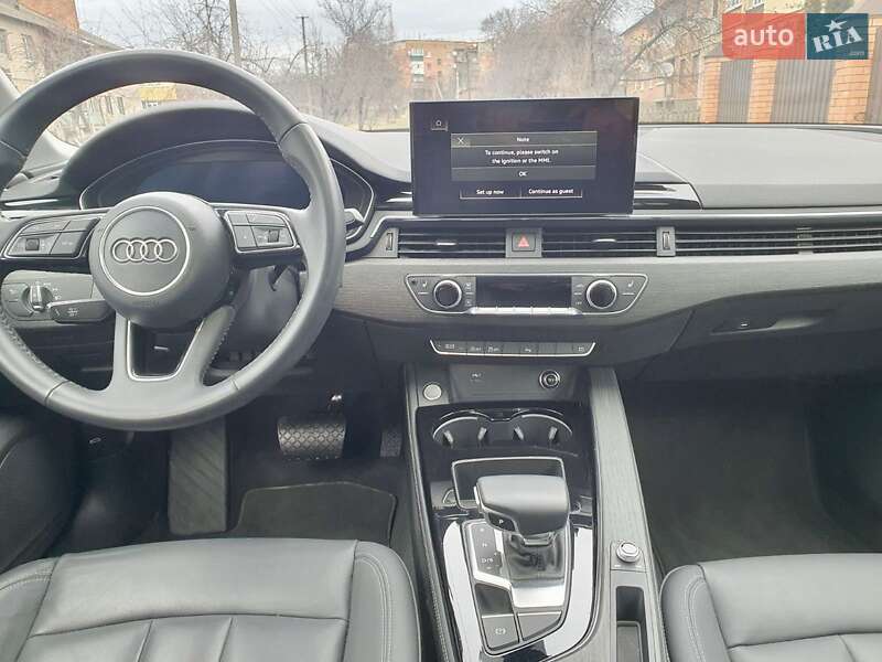 Седан Audi A4 2020 в Полтаве