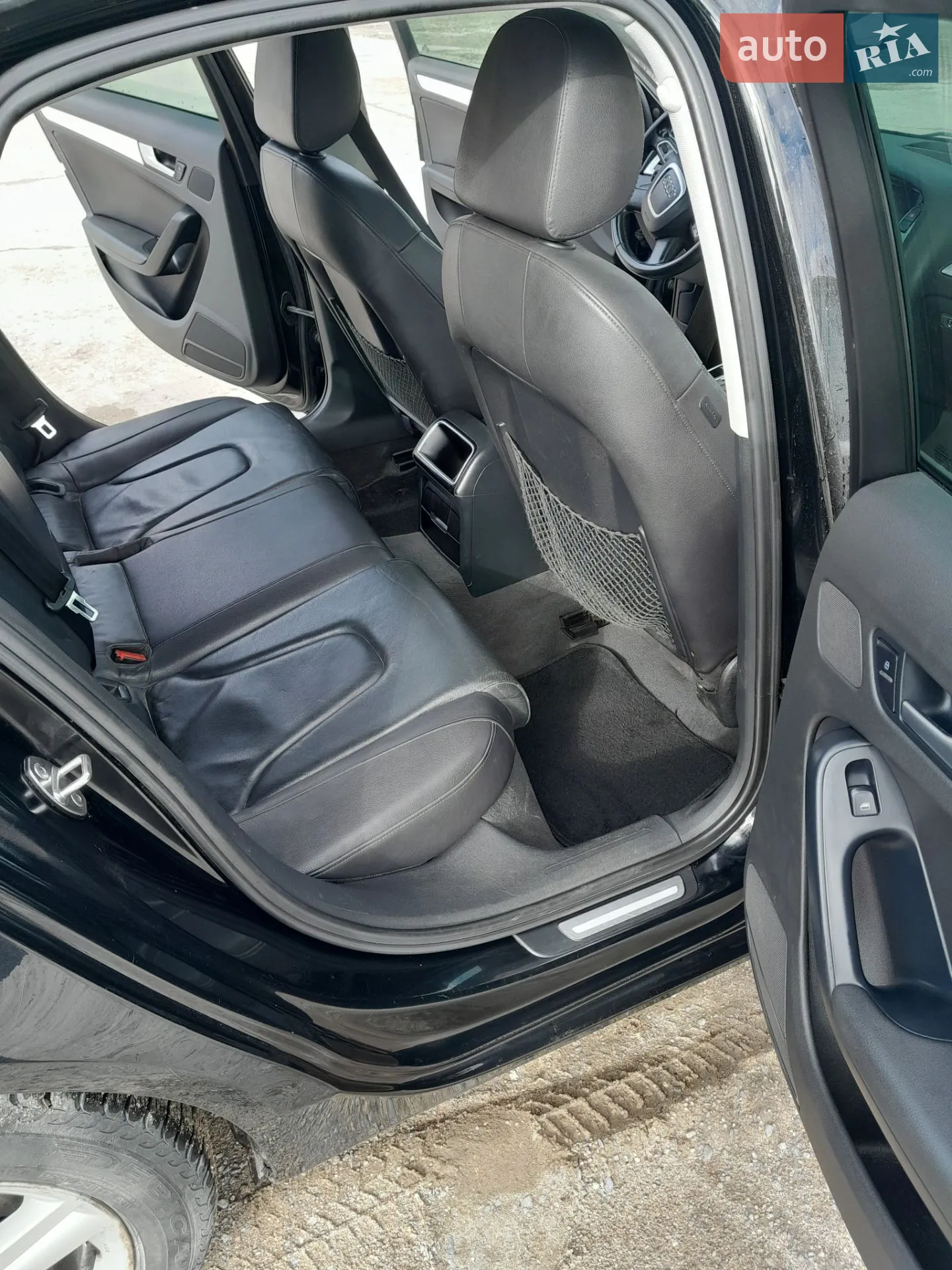 2010 Audi A4 - мініатюра 12