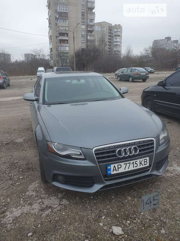 Седан Audi A4 2010 в Запорожье