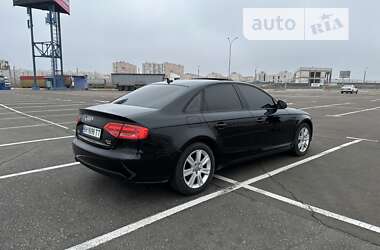 Седан Audi A4 2010 в Одессе