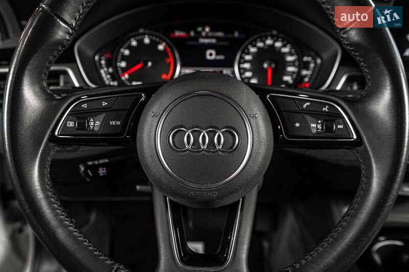 Седан Audi A4 2019 в Одессе