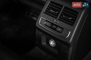 Седан Audi A4 2019 в 