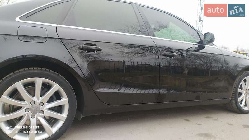 Седан Audi A4 2012 в Днепре