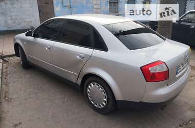 Седан Audi A4 2001 в Вознесенске