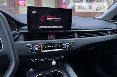Седан Audi A4 2020 в Ужгороде