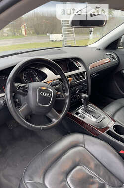 Седан Audi A4 2011 в Львові