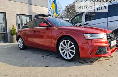 Седан Audi A4 2013 в Дубно