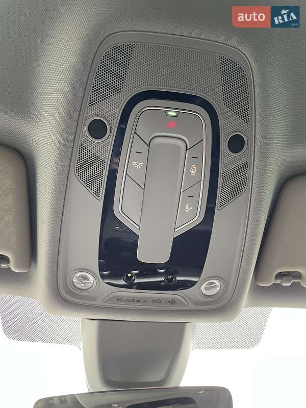 Универсал Audi A4 2018 в Ужгороде