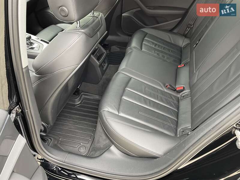 Универсал Audi A4 2018 в Ужгороде