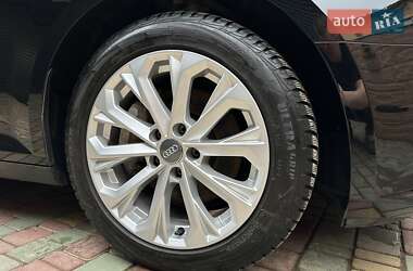 Универсал Audi A4 2018 в 