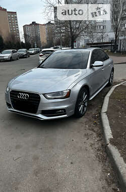 Седан Audi A4 2014 в Киеве