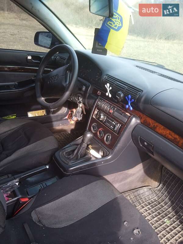 Универсал Audi A4 1996 в Дрогобыче