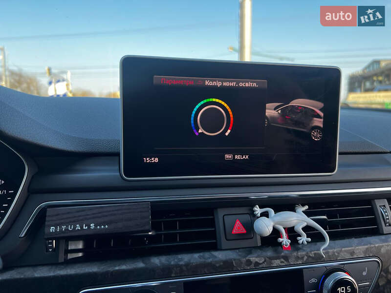 Седан Audi A4 2017 в Львове