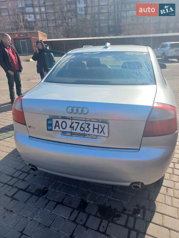 Седан Audi A4 2004 в Кривому Розі