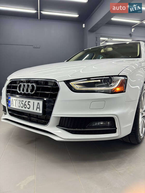 Седан Audi A4 2014 в Ивано-Франковске