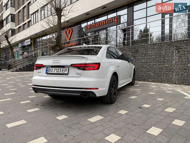 Седан Audi A4 2018 в Тернополе