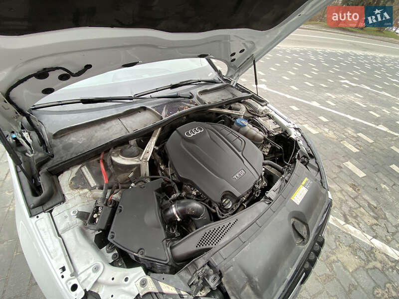Седан Audi A4 2018 в Тернополе