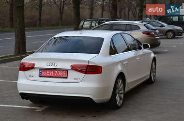 Седан Audi A4 2013 в Луцке